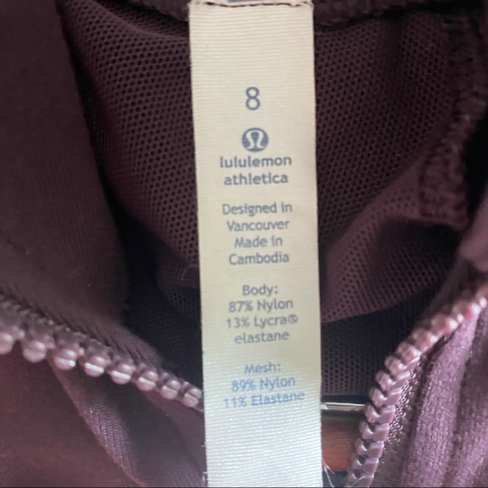 2000’s Lululemon Plum Zip-Up 🍄 - Picture 2 of 6